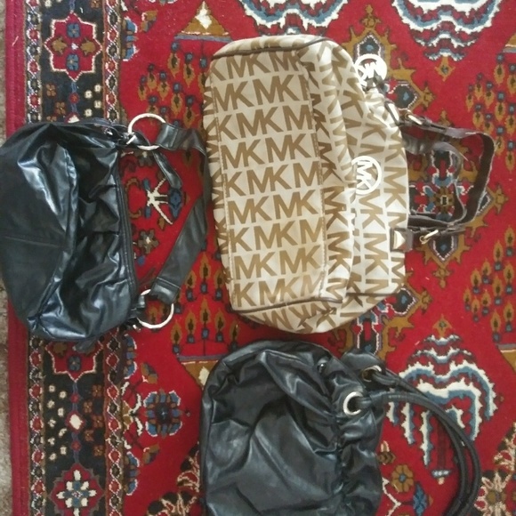 Purses - Picture 6 of 7